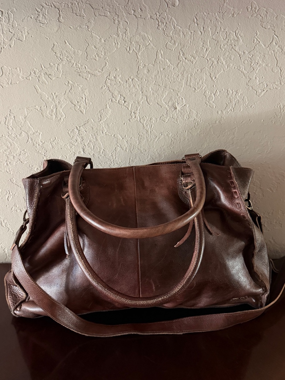 Bed Stu Tote Bag Distressed Dark Brown Leather Weekender Perfect Condition Strap - Picture 5 of 12